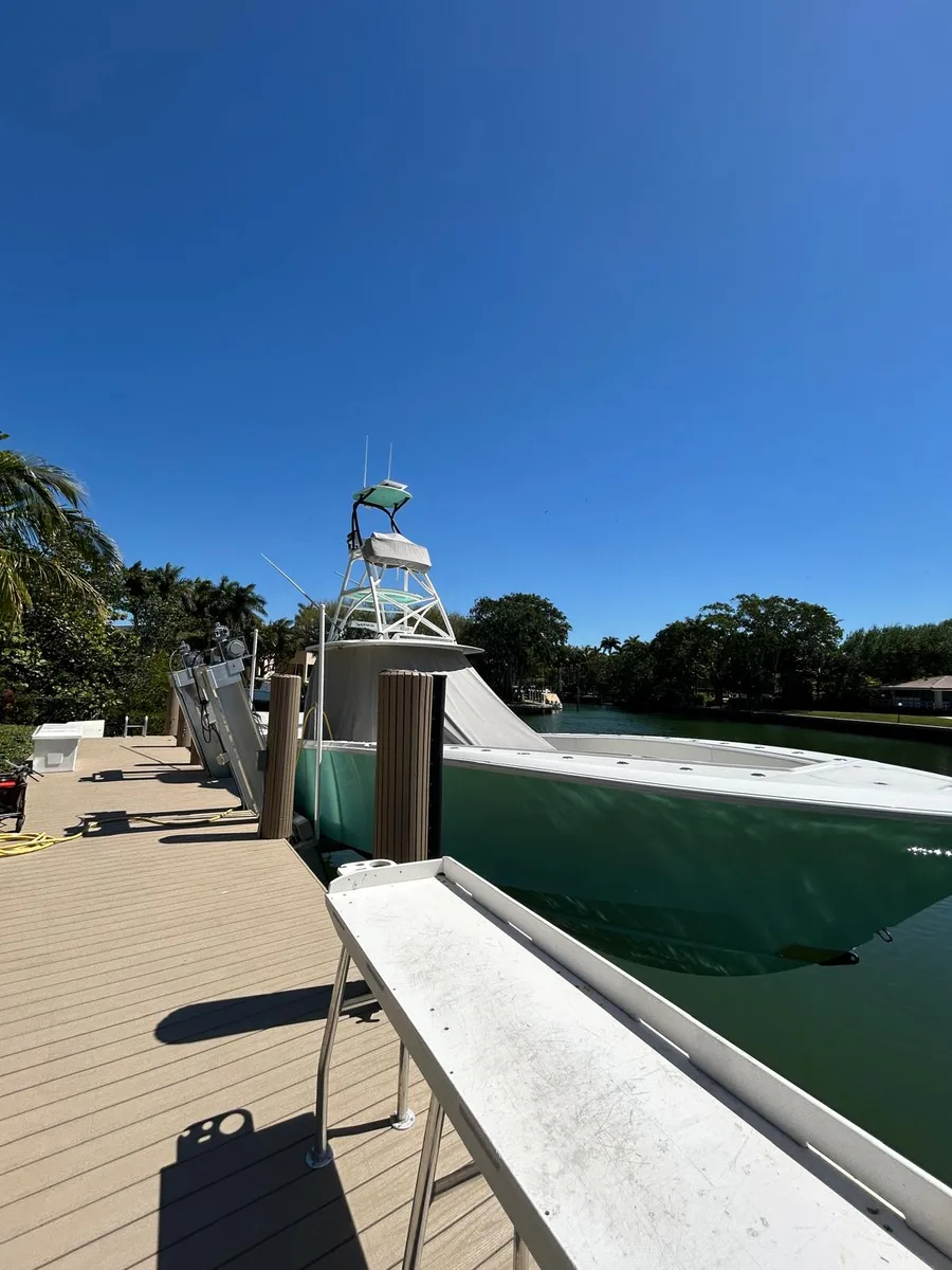 Marine ceramic coating maintenance service, Florida
